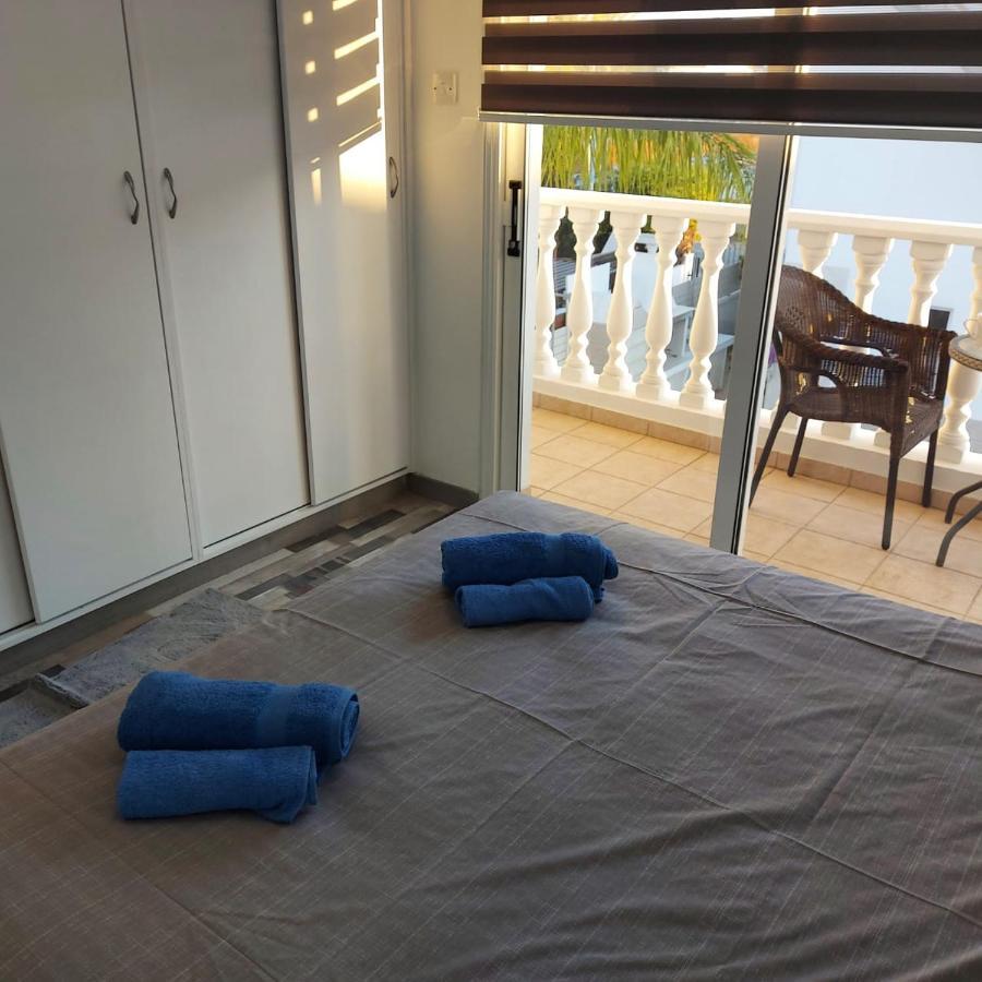 Stylish Villa Paralimni Exterior photo